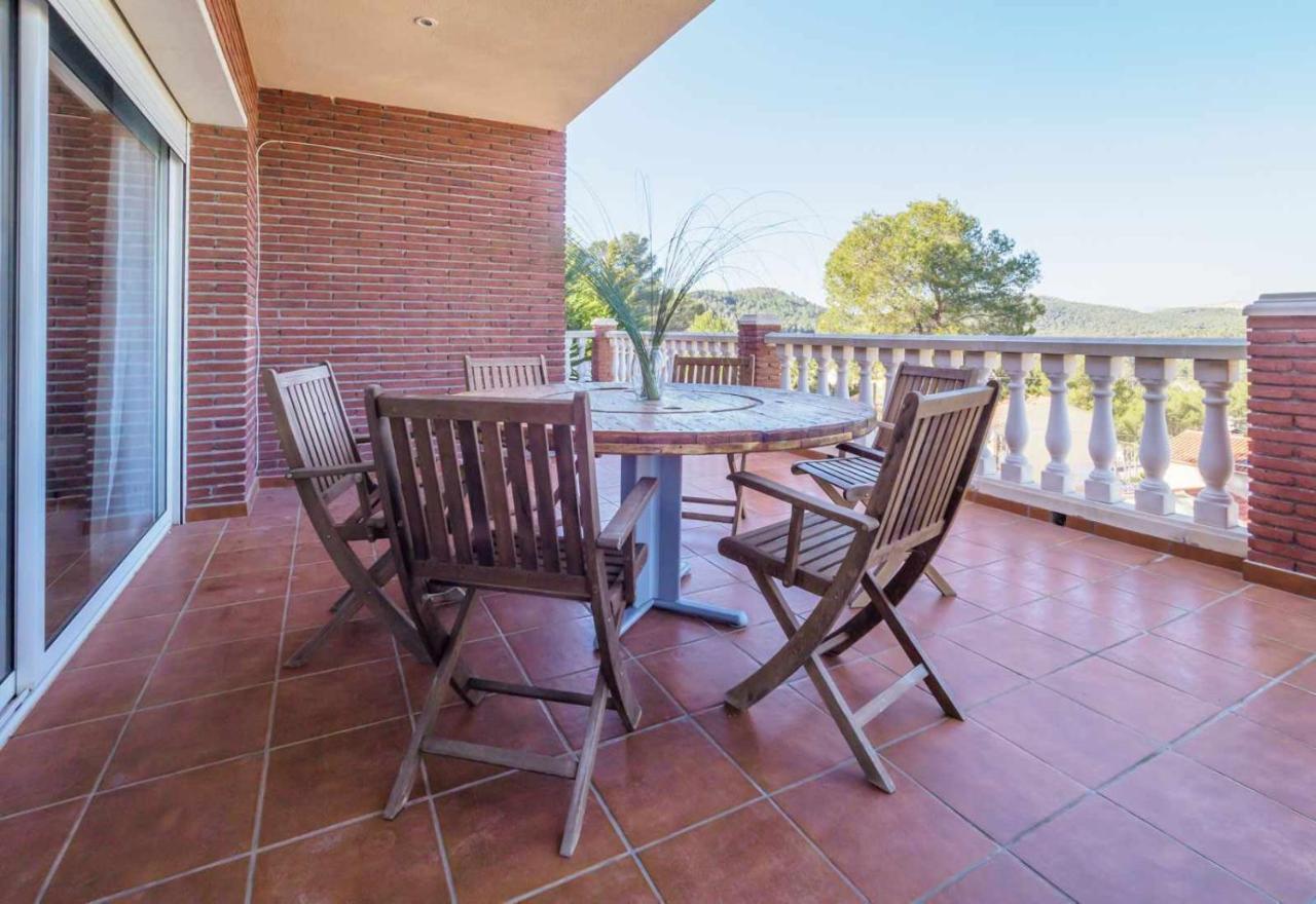Mas Mestre Con Una Capacidad De 6 A 8 Huespedes Cerca De Sitges Olivella Exterior foto